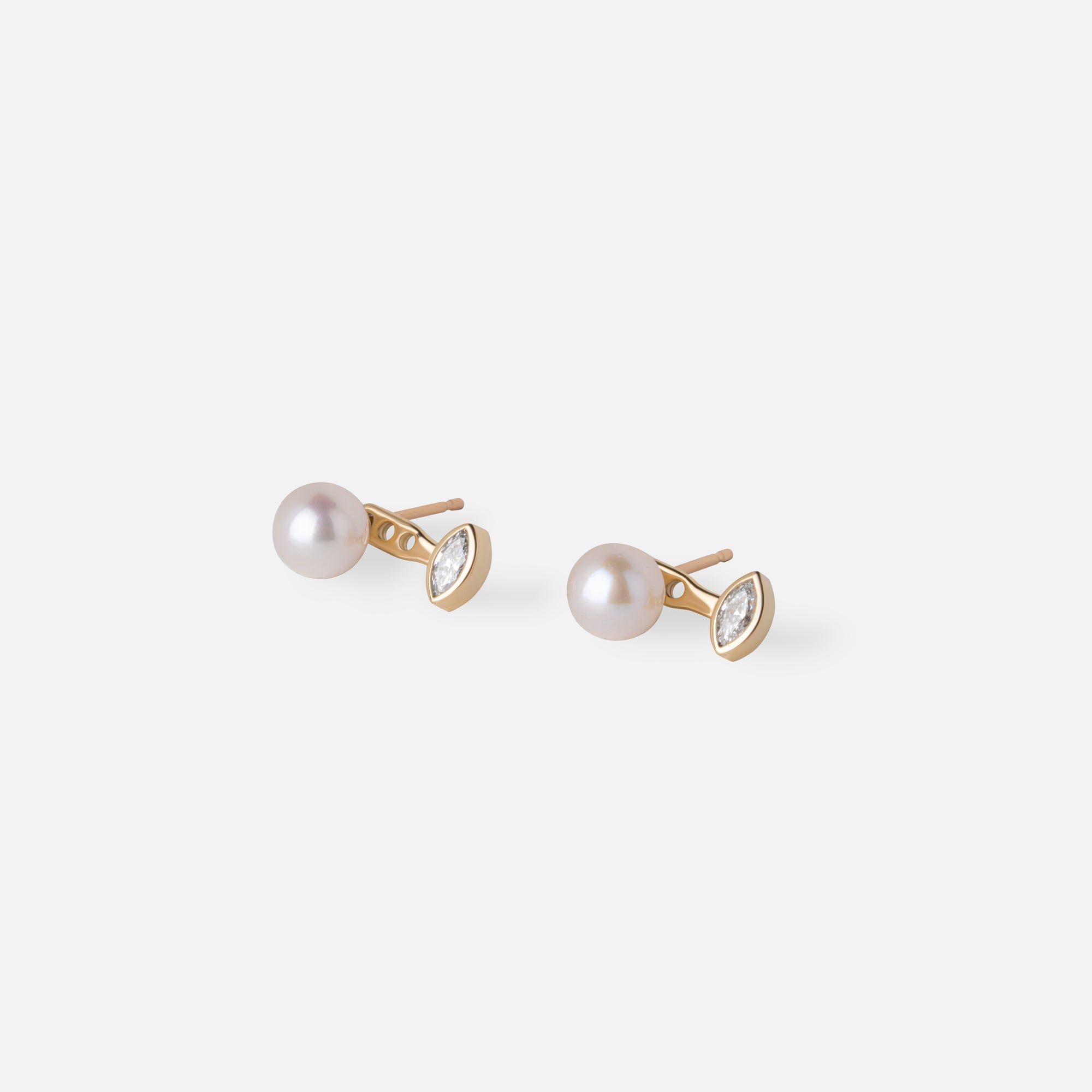 Pearl & Diamond Floating Earring (Single)