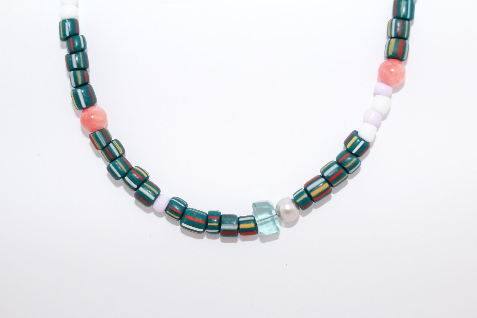 Peach Moonstone Beaded Necklace (short)