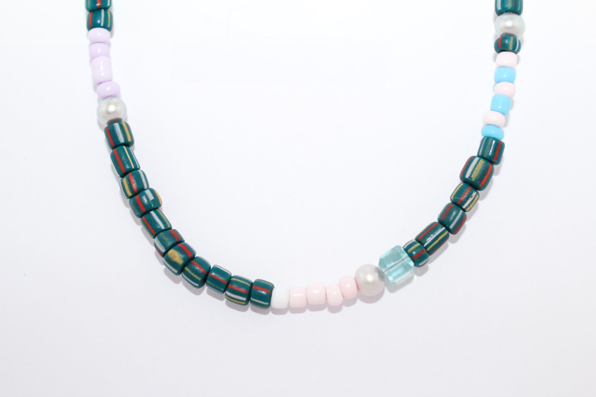 Pink/Lavender Beaded Necklace (short)