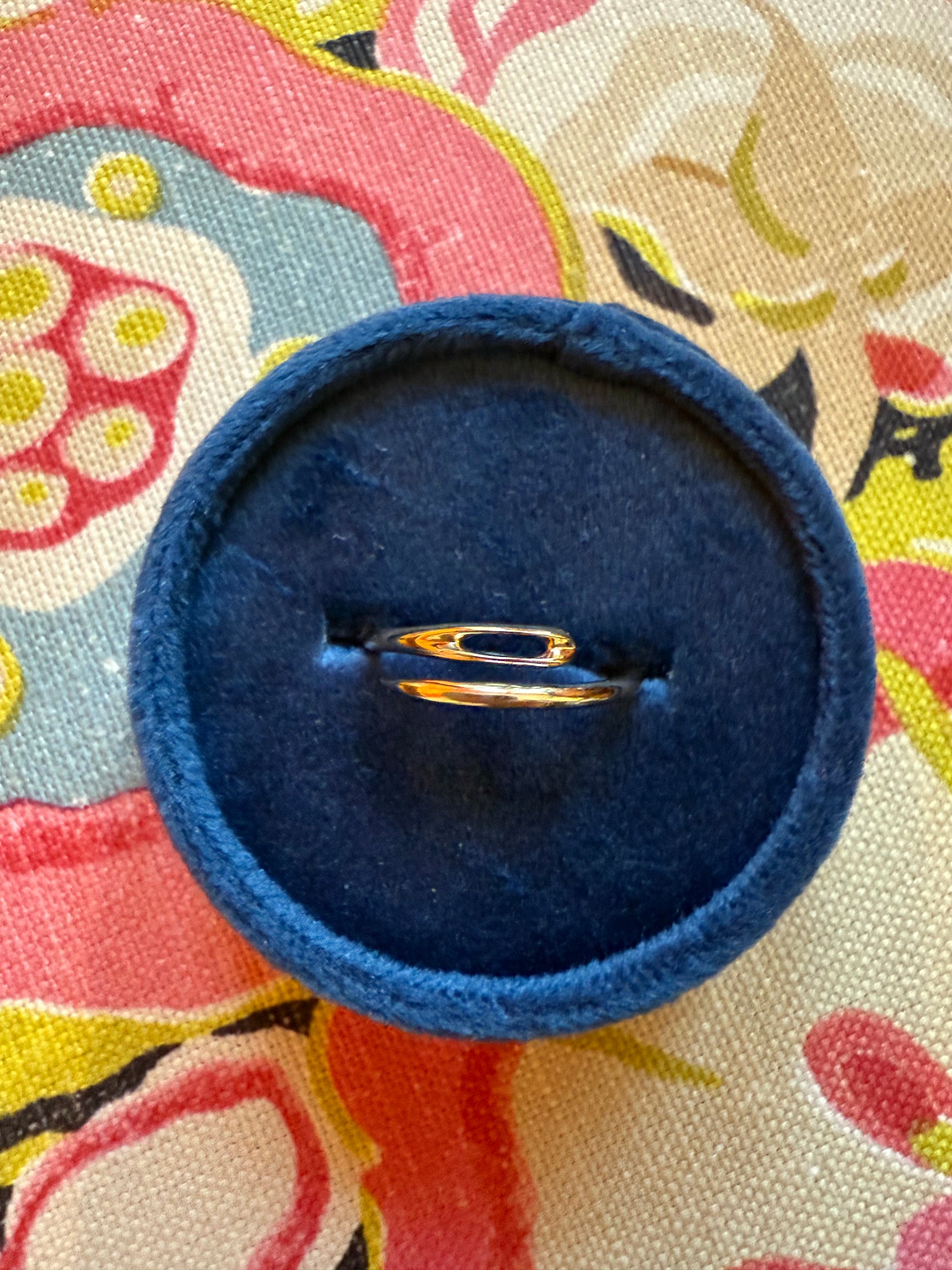 Groove Needle Ring Gold