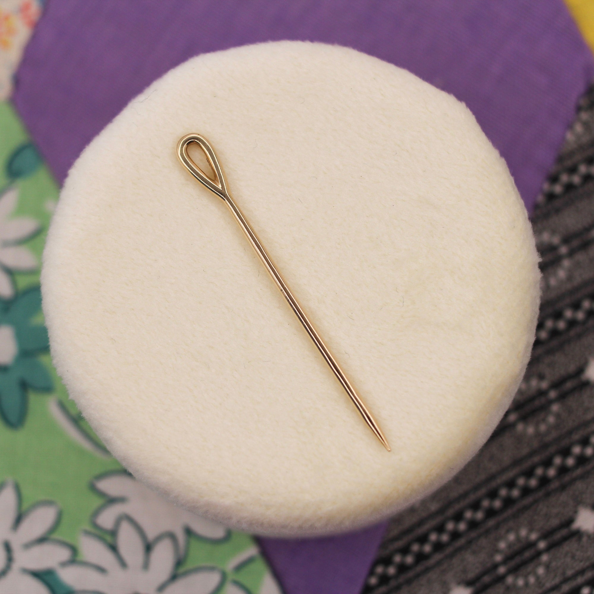 Tulip Needle Charm in Gold (PREORDER)