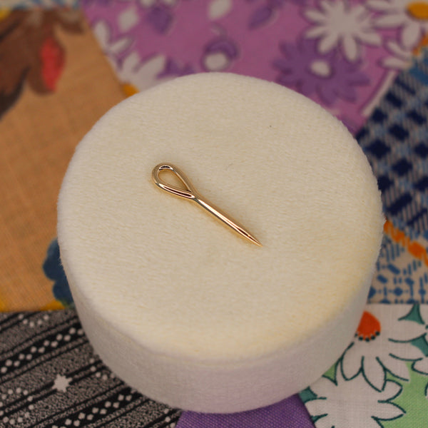 Petit Point Needle Charm in Gold