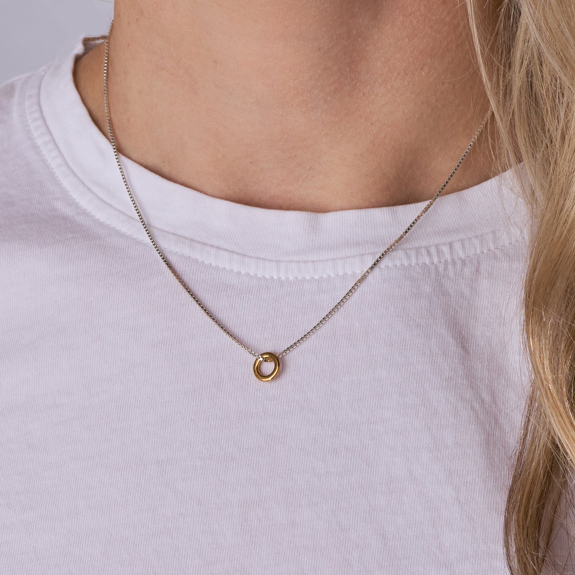 Simple Circle Necklace