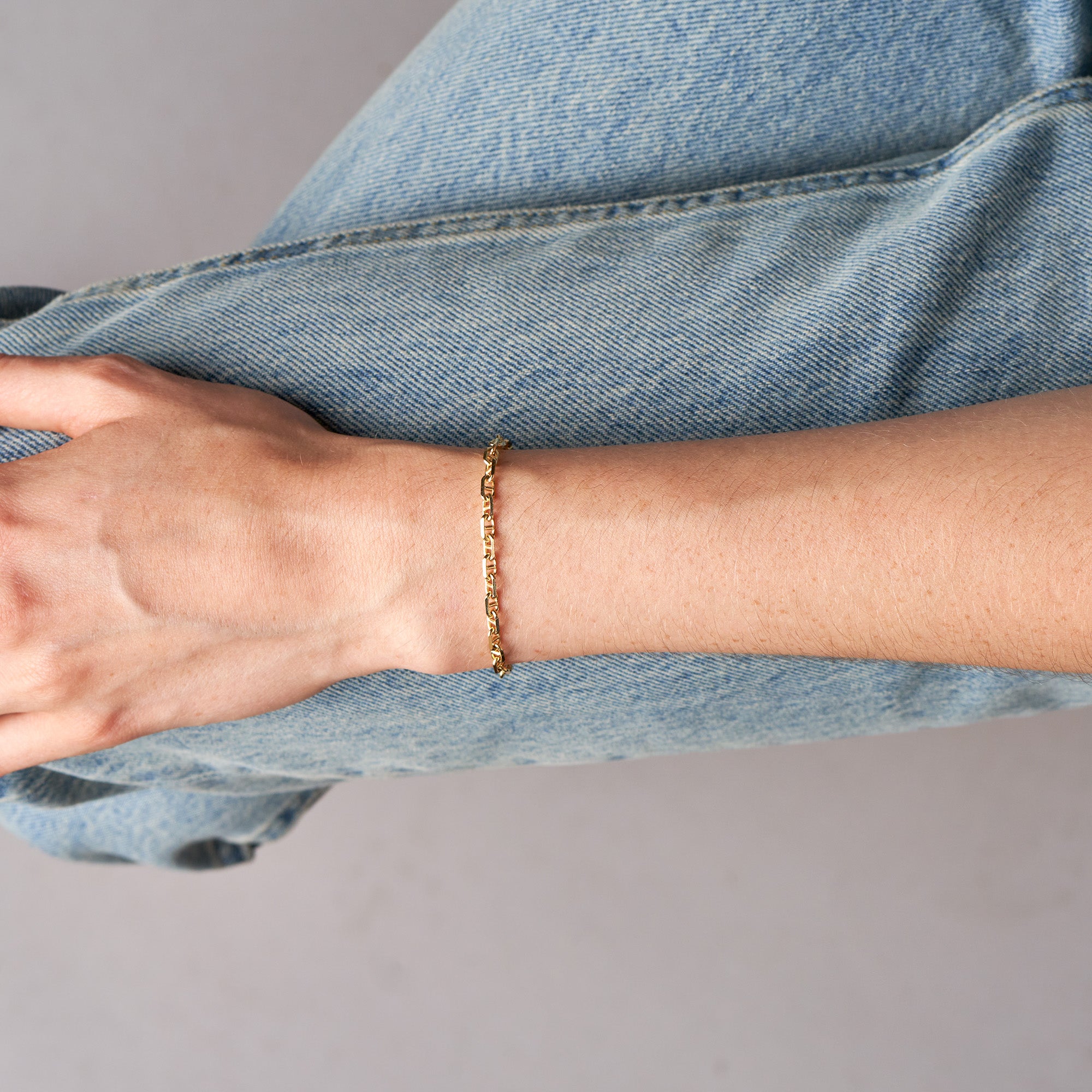 Petite Anchor Link Bracelet